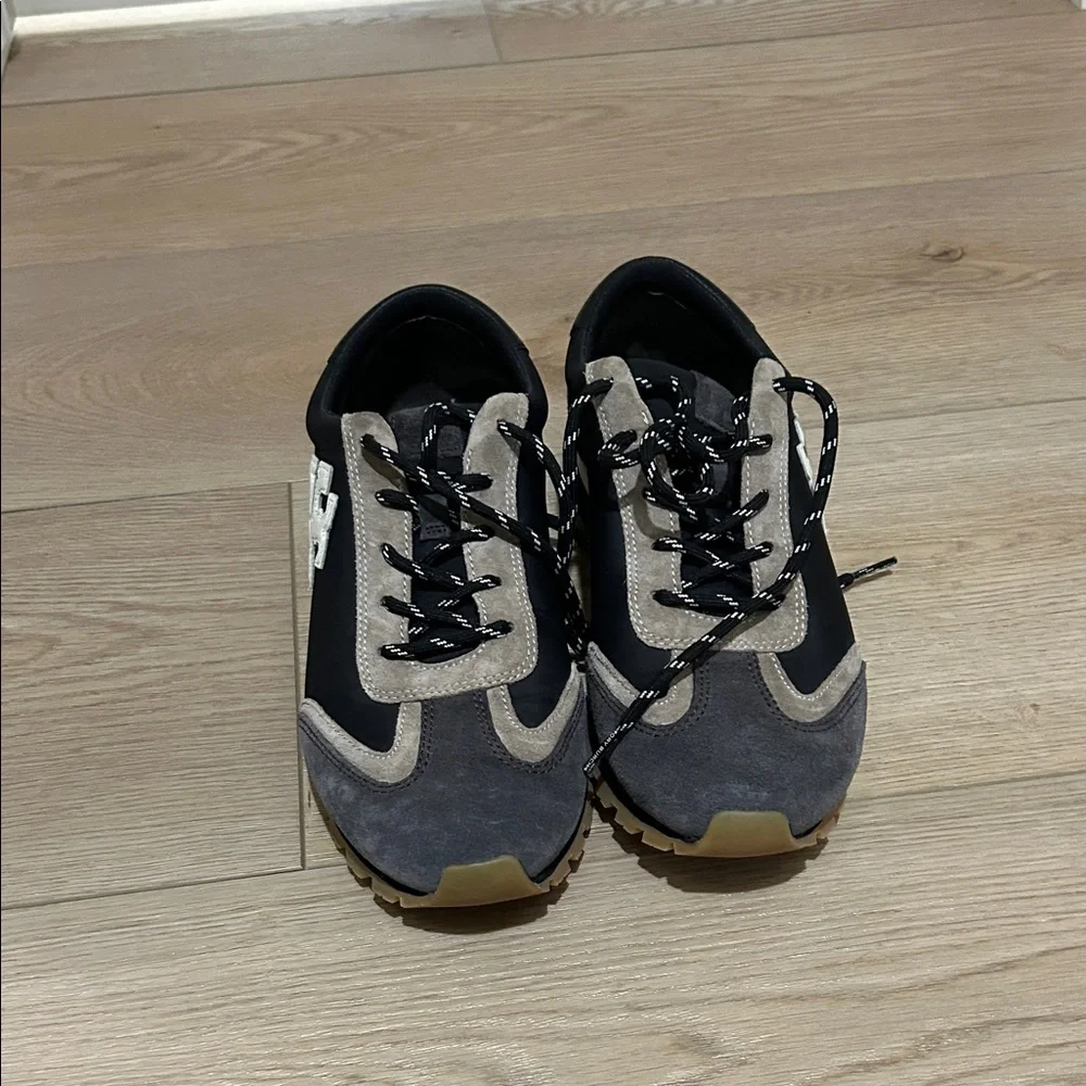 Women’s Black and Gray Tory Burch Sneakers - Picture 3 of 4